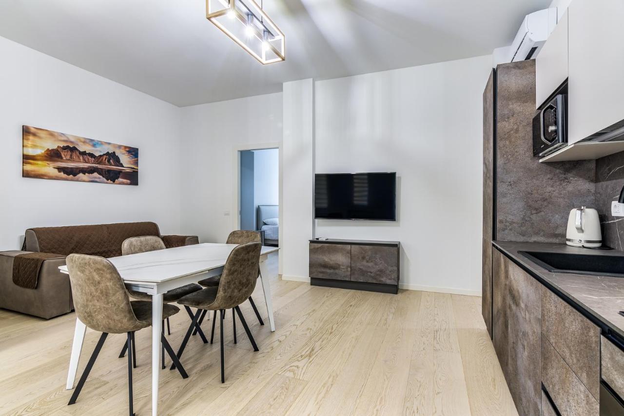 Pisani Apartment Milano Esterno foto